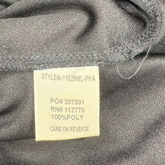 Love Stitch Floral Off-the-Shoulder Top - Size Small - Picture 6 of 6